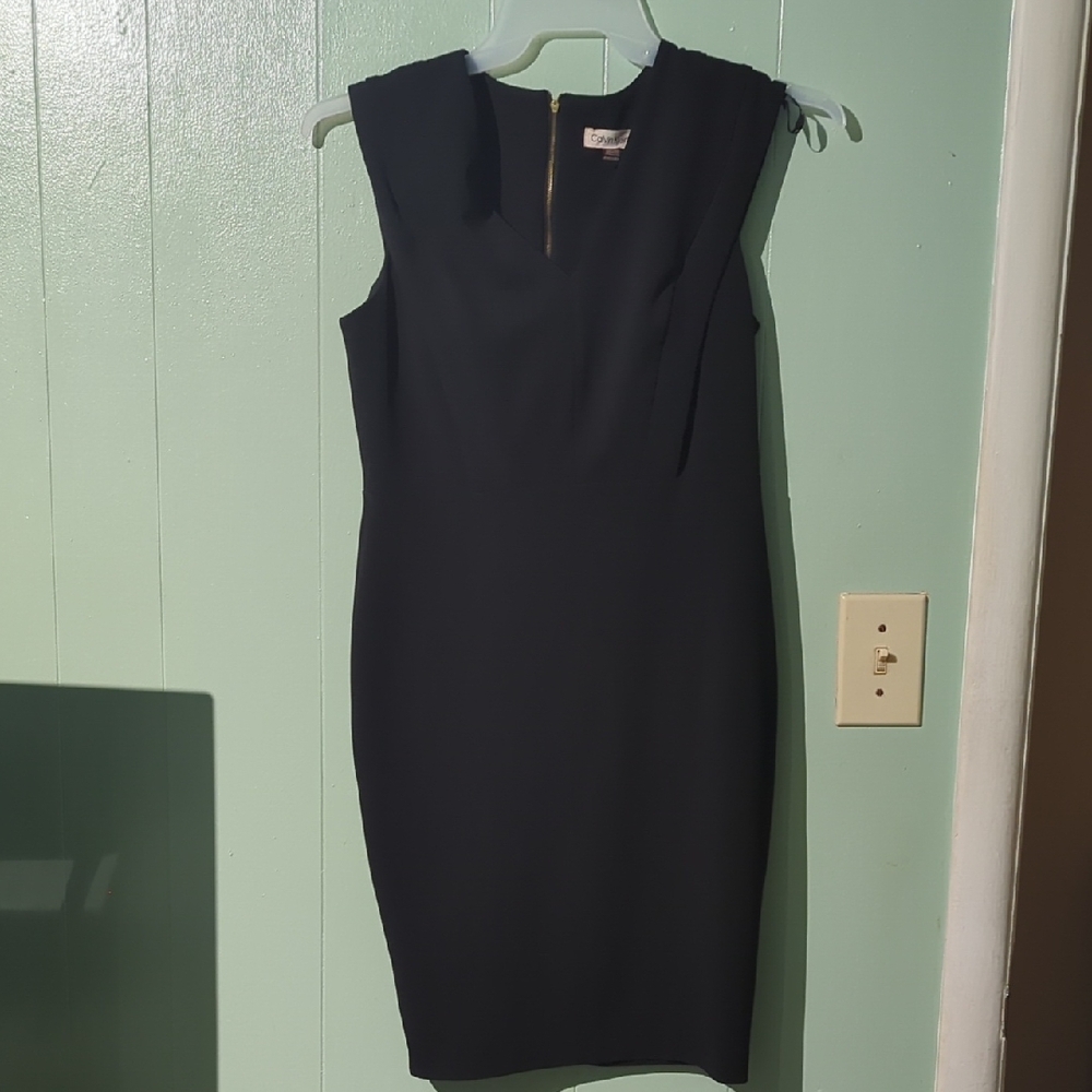 Elegant Black Sleeveless Dress